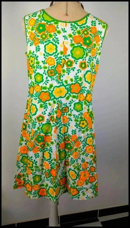 Magnifique robe Vintage des années 60-70 made in france taille 44