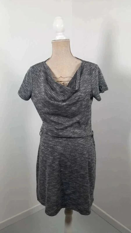 Robe Grise Chinée Cache Cache – Col Bénitier Élégant – Taille 40