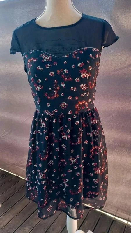 Petite Robe Noire & Grise Graphique – Fashion Private Company taille 38