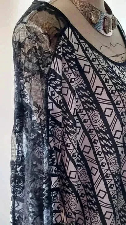 Haut Fluide Graphique & Dentelle - BY SUZIE (T.54)