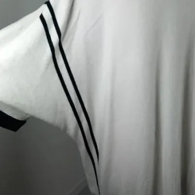 Chic & Comfy Graphic Top - Black & White - Size 54/56