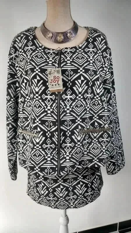 Magnifique ensemble de la marque So Joy taille 48