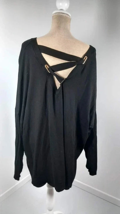 Pull Léger Noir – Détails Croisés au Dos – Neuf – Taille 58/60