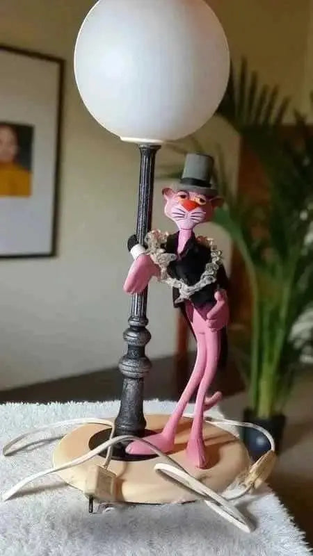 Rare vintage 70s pink panther novelty table lamp Nuova Linea Zero