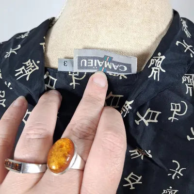 100% SILK Black Camaïeu Shirt with Asian print – Size 3 (US 8/10)