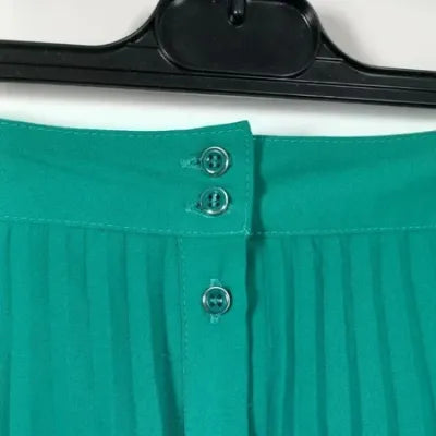 Jupe Longue Plissée Cache Cache – Vert Émeraude – Boutons Décoratifs – Taille 40