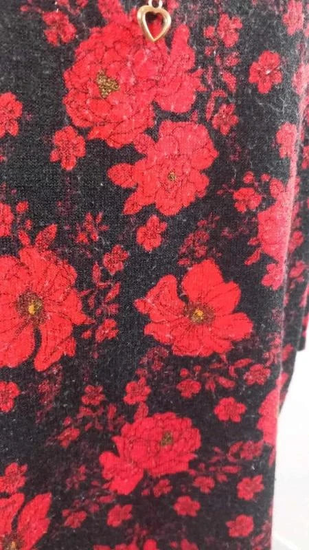 Pull Léger Floral Noir & Rouge – Détail Zip Cœur – Taille 3 (L)