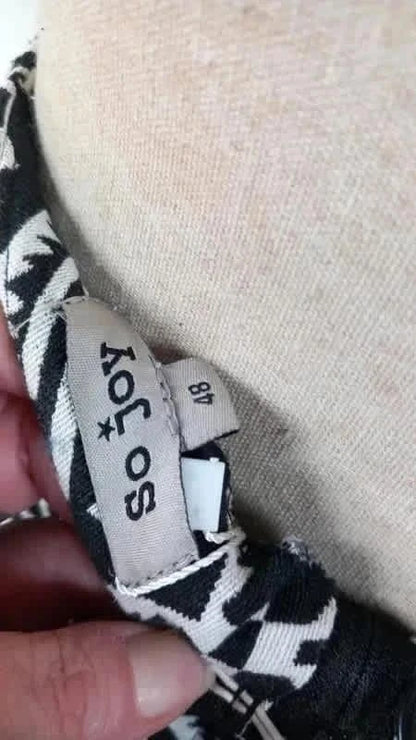 Magnifique ensemble de la marque So Joy taille 48