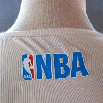 Chicago Bulls Vancl Baby Tee – Y2K Style – Henley Collar – Off-White – Size S (US 4)