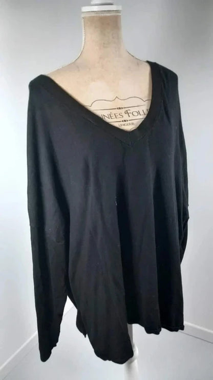 Pull Léger Noir – Détails Croisés au Dos – Neuf – Taille 58/60