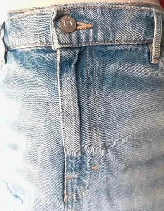 Jupe destroy H&M en taille 50 original avec un côté rock