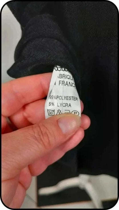 Tunique noire au col froufrou de marque Darlin taille Unique du 48 au 54