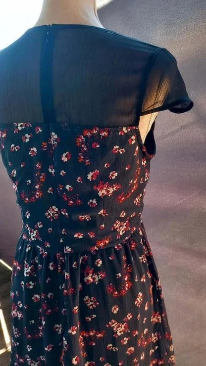 Petite Robe Noire & Grise Graphique – Fashion Private Company taille 38