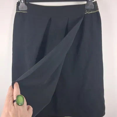 Jupe noire portefeuille Camaïeu – Taille S – Ceinture dorée