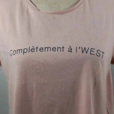 Bizzbee Pastel Pink "Complètement à l'West" T-shirt L