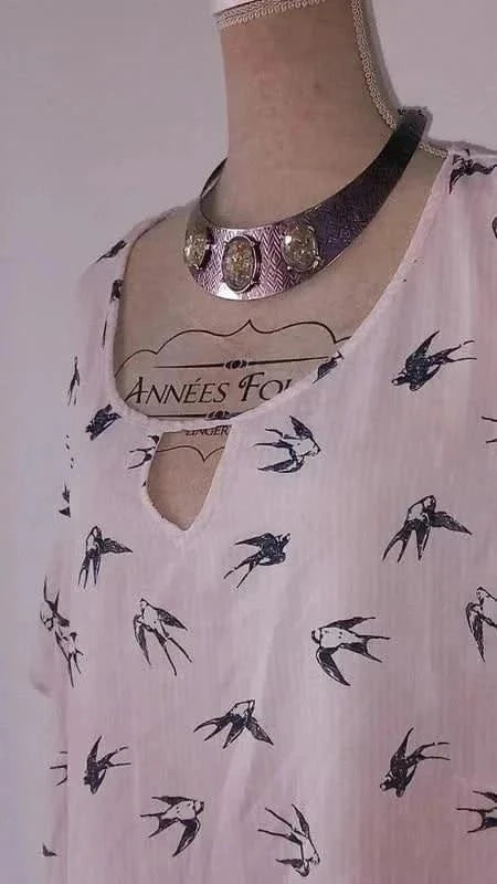 Belle blouse rose de la marque Modavista, taille 54